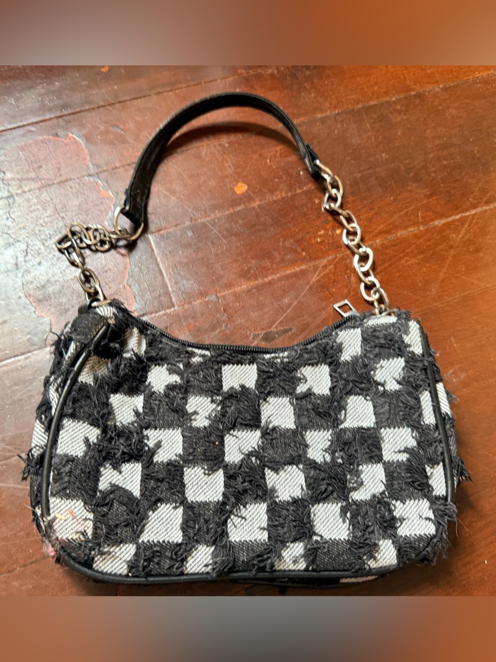 Black & White Checkered Chain-Handle Shoulder Bag
